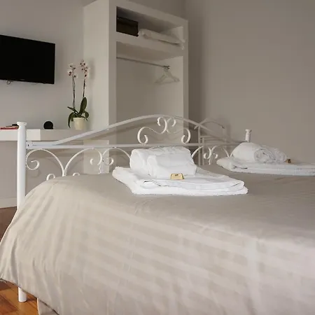 Bed & Breakfast Lullymia