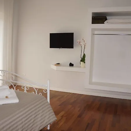 Bed & Breakfast Lullymia Crotone