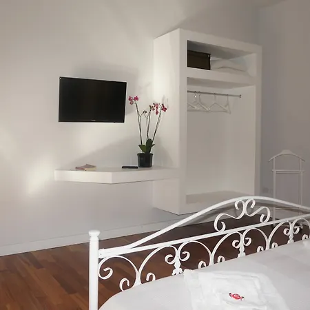 Bed & Breakfast Lullymia